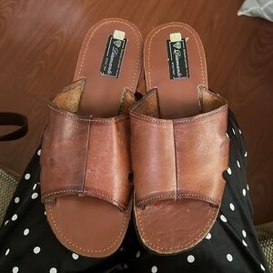 Diamante leather made in Italy slip on sandals Women’s size 8 Mens size 5 unisex